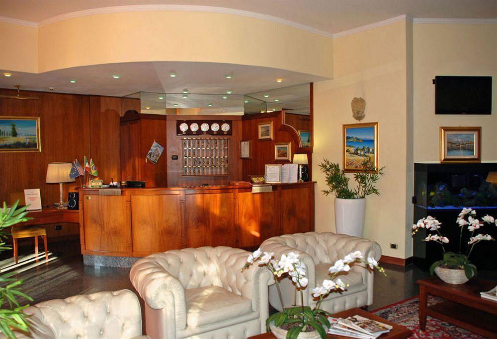 Certosa Hotel Милан Экстерьер фото