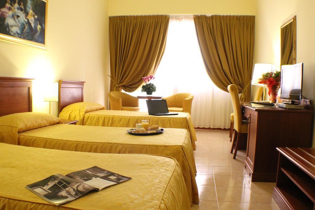 Certosa Hotel Милан Экстерьер фото