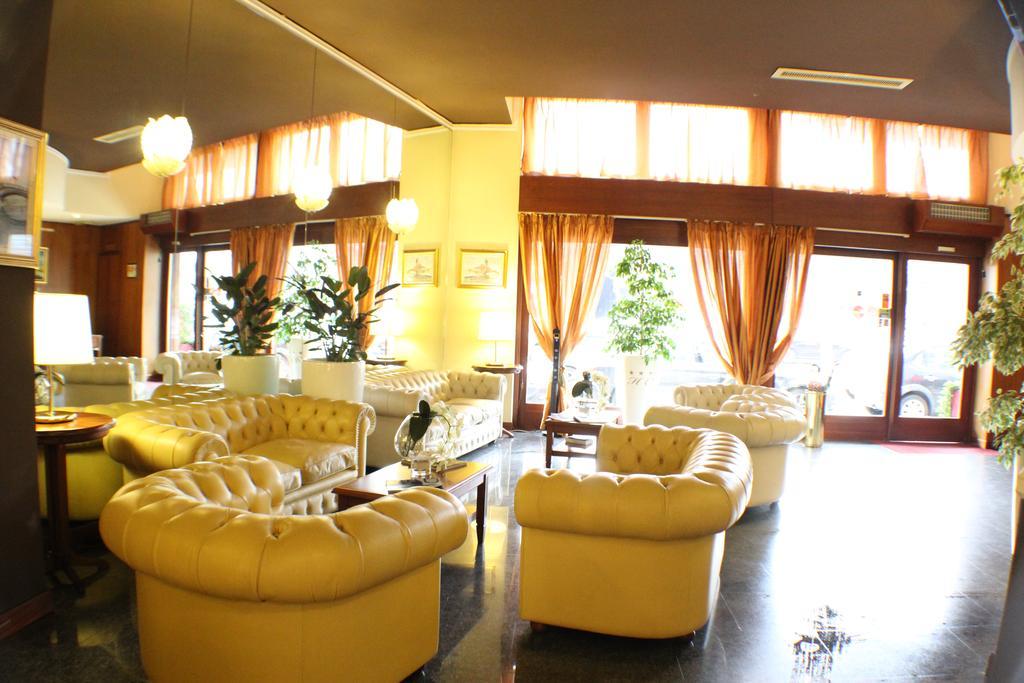 Certosa Hotel Милан Экстерьер фото